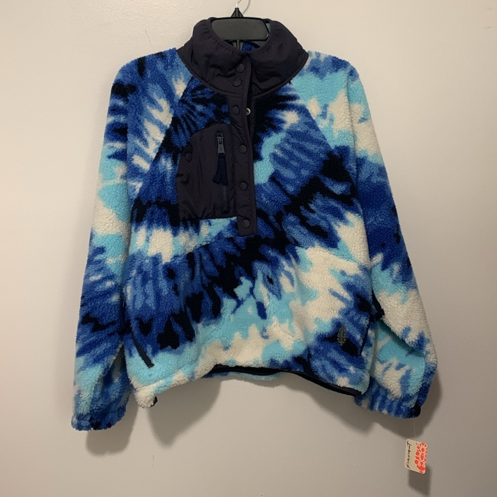NWT FP MOVEMENT Rocky Ridge Hit The Slopes Printed Pullover Ocean Tie Dye Combo - Picture 3 of 7